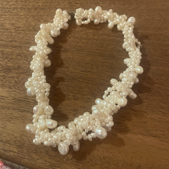 Pearl Statement Necklace. - Picture 1 of 6